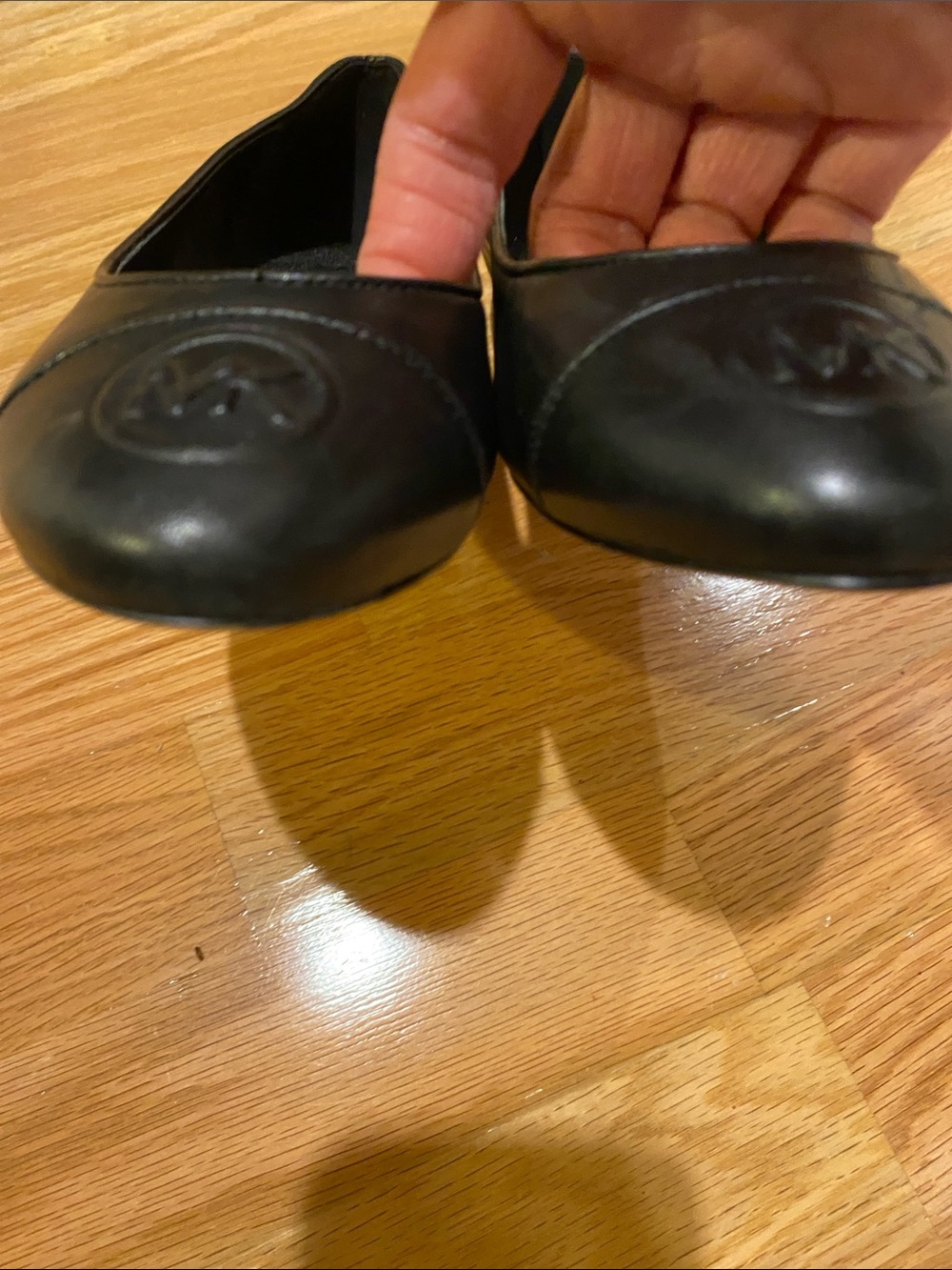 Michael Kors Black Leather Logo Round-Toe Flats - Picture 4 of 9